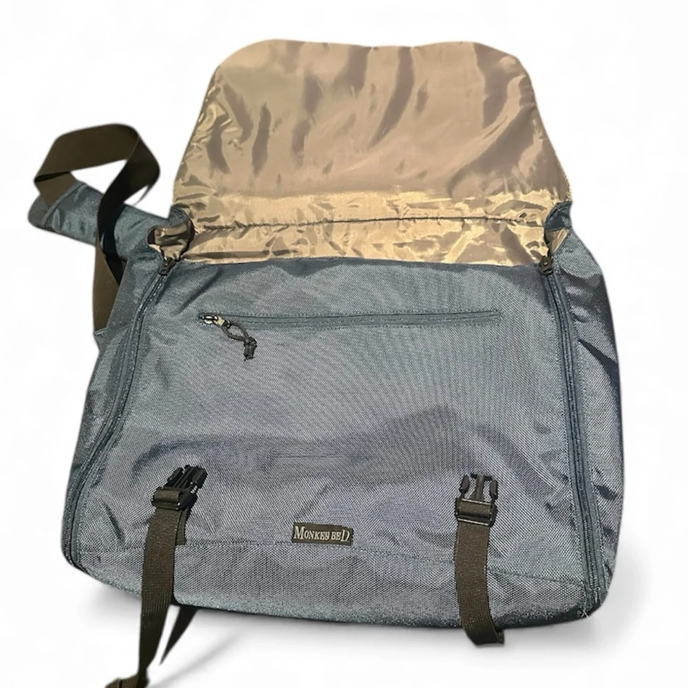 Monkey Bed Esplanade Zip Out Blanket Bag- Navy